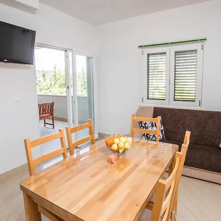 Apartment Bianca *