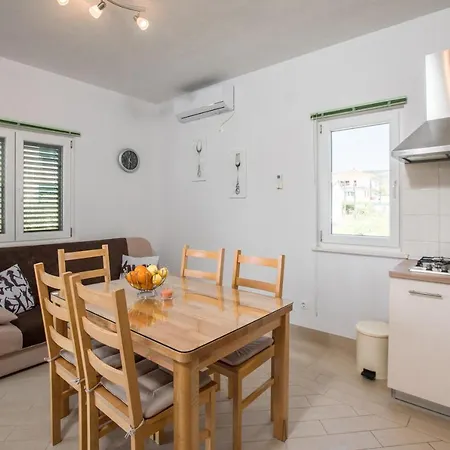 Apartment Bianca *