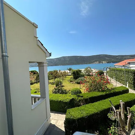 Bianca Apartment Marina